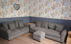 Immaculately Presented Detached Family Chalet - 5 mins to beach, nr Great Yarmouth & Norfolk Broads